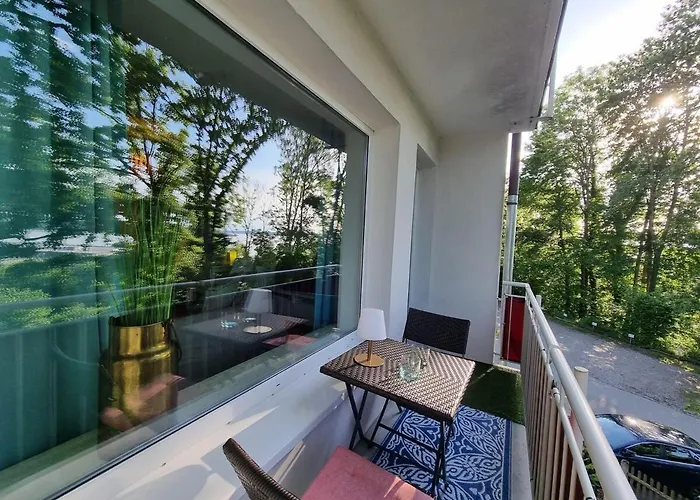 Flamingosuite In Seenaehe هيرشينج ام امرسي
