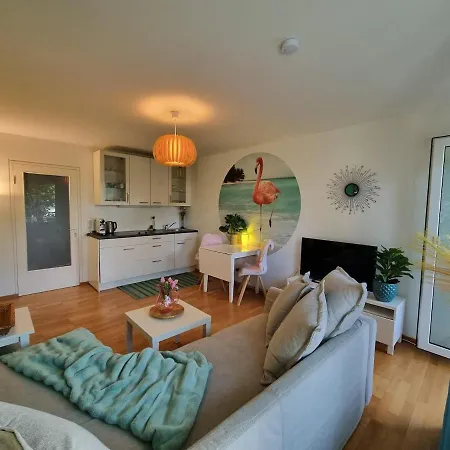 Flamingosuite 6 Min Zum Apartment Herrsching am Ammersee